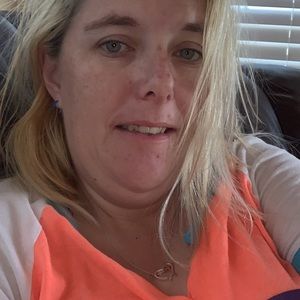 Meet your Posher, Christie